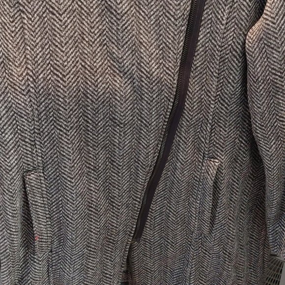 Jacket - Picture 5 of 5